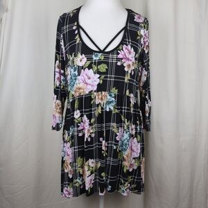 Torrid Size 1 (1X) Super Soft Scoop Neck Strappy Babydoll Tee - Floral